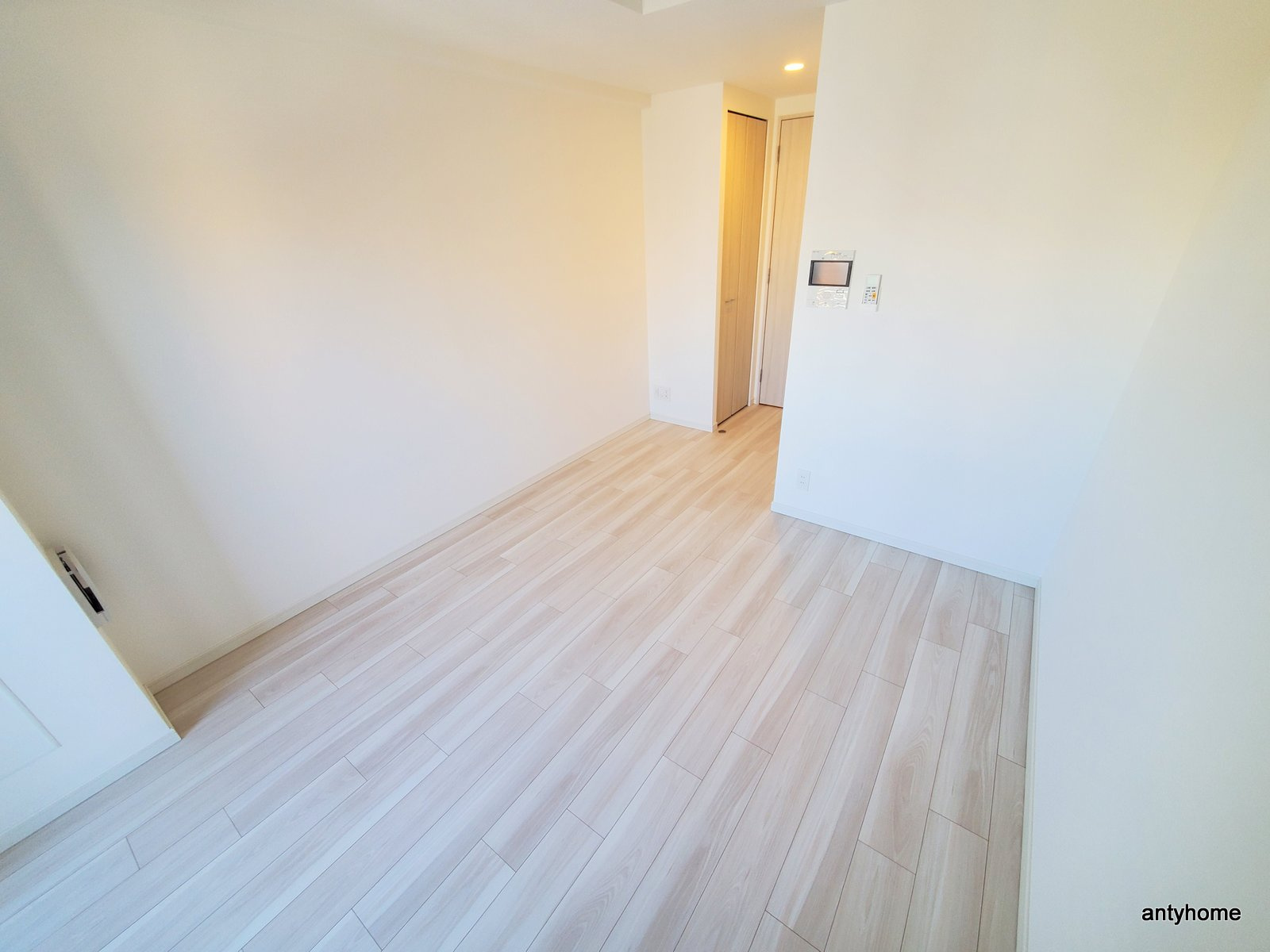 S-RESIDENCE福島Alovita　仲介手数料無料の居間・リビング