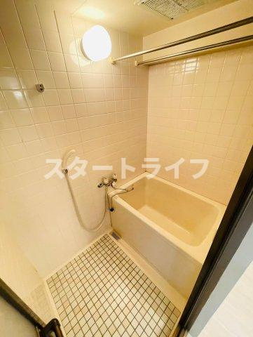 大阪市淀川区木川東２丁目の賃貸マンションの浴室