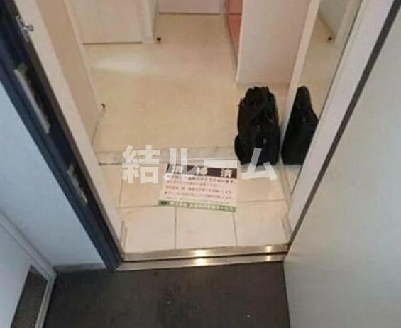 豊島区西池袋４丁目の賃貸マンションの玄関
