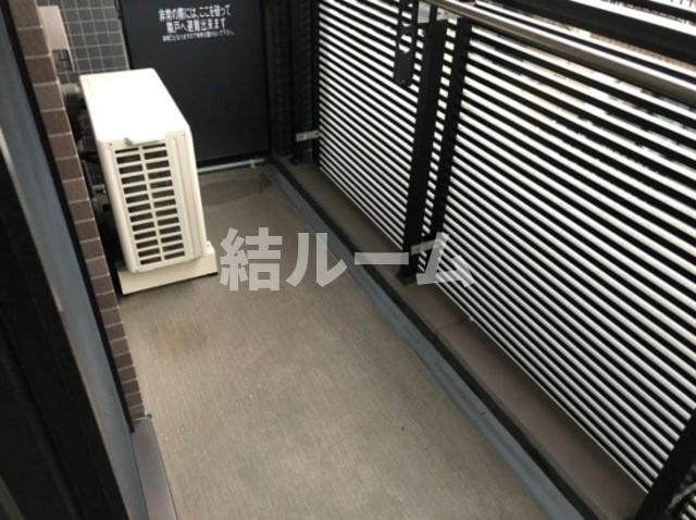 新宿区大久保１丁目の賃貸マンションのバルコニー
