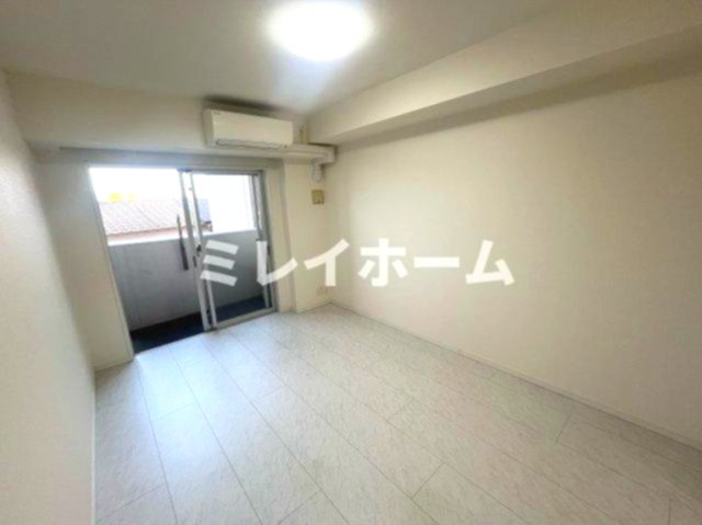 B-CITY APARTMNT TOKYO SOUTHの居間・リビング