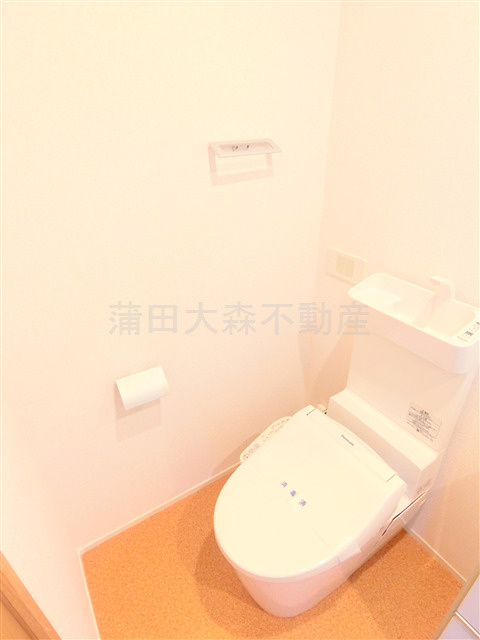 メゾンルボワ西のトイレ|温水洗浄便座付きのトイレ