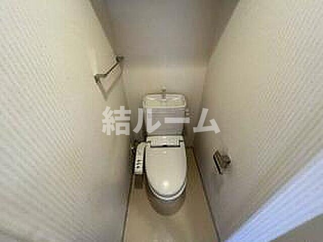 新宿区西五軒町の賃貸マンションのトイレ