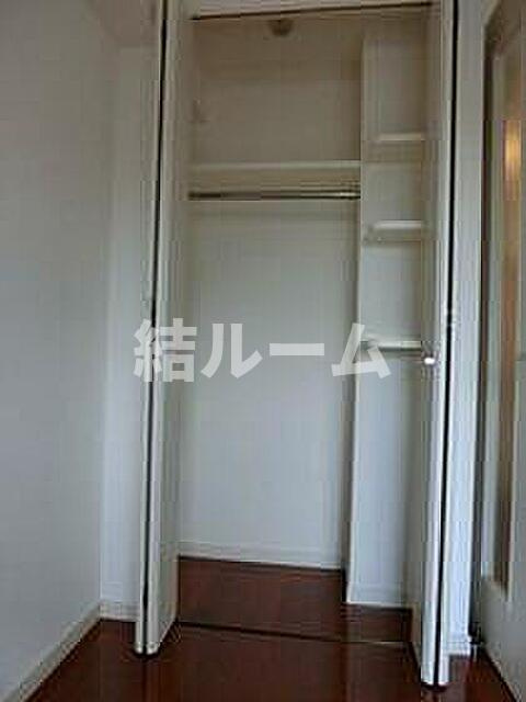 新宿区西五軒町の賃貸マンションの収納