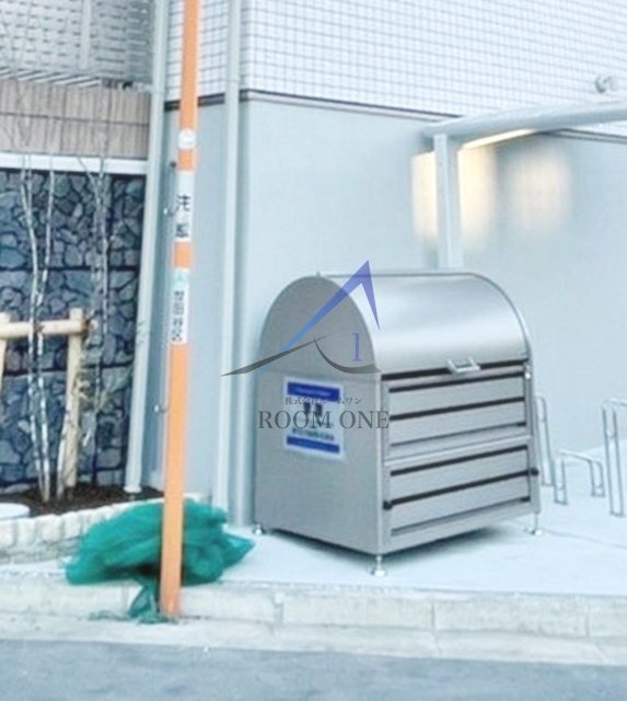 プリマヴェーラ代沢のその他共用部分|敷地内ゴミ置き場です。
