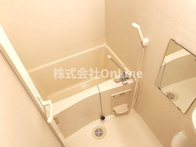 フジパレス光南町の浴室