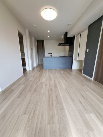 WING　TOWA　MAISONの居間・リビング