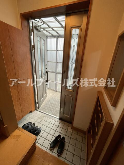 五香貸住居の玄関
