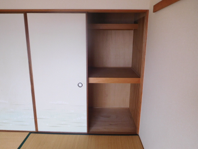 龍宮ハイツの収納