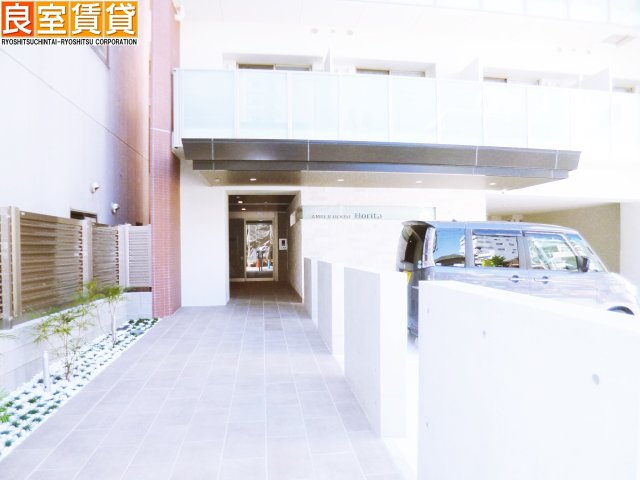 【エントランス】 | AMBER　HOUSE　Horita　(アムバーハウス　ホリタ)