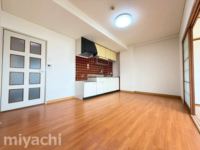 アクティ津田の内装
