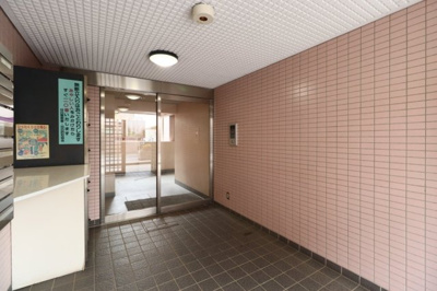 【エントランス】 | レジェンド椎名町