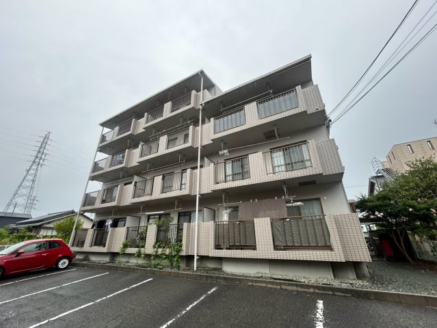 豊橋市つつじが丘３丁目のアパートの外観