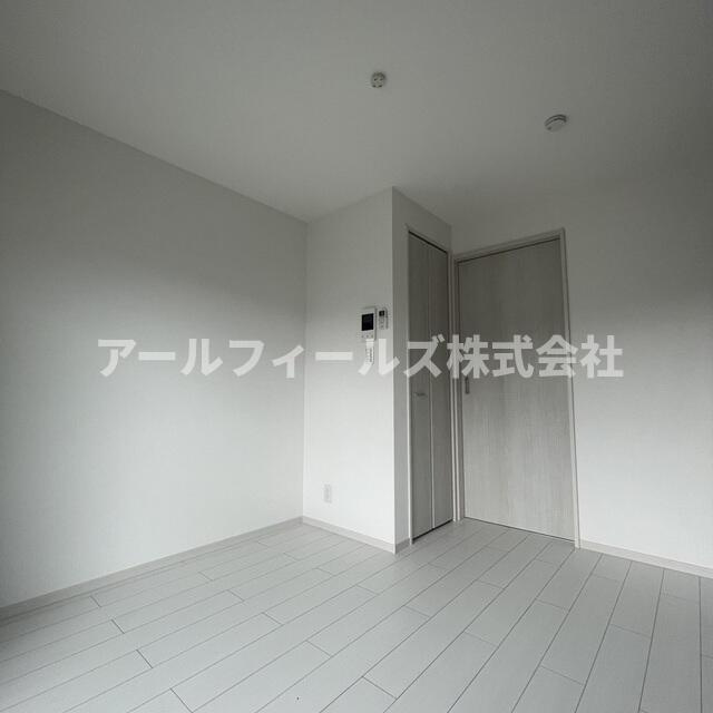 ＭＥＬＤＩＡ秋山の寝室