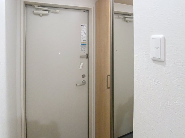 コンフォートワンの玄関