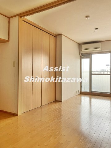 杉並区方南２丁目の賃貸マンションの居間・リビング