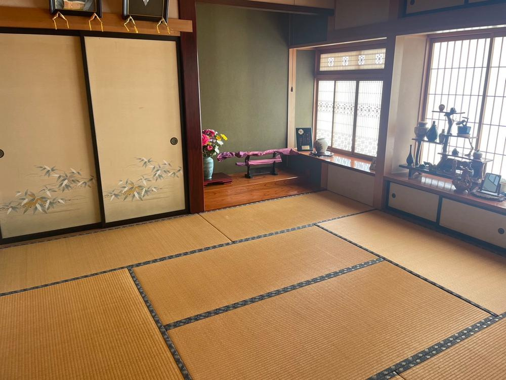 大石田町大石田【中古住宅】の和室|和室がひろがる居住スペース