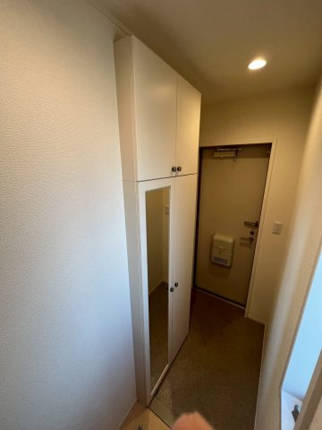 フィカ―サ土室の玄関