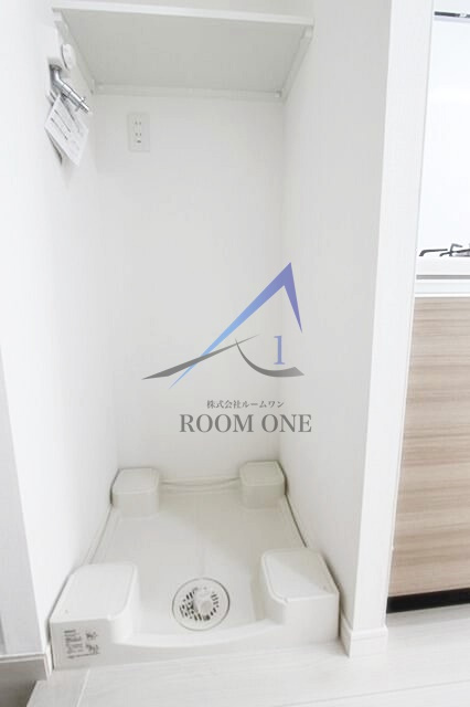 GROWS RESIDENCE横浜大通り公園の設備|洗濯機置き場です。