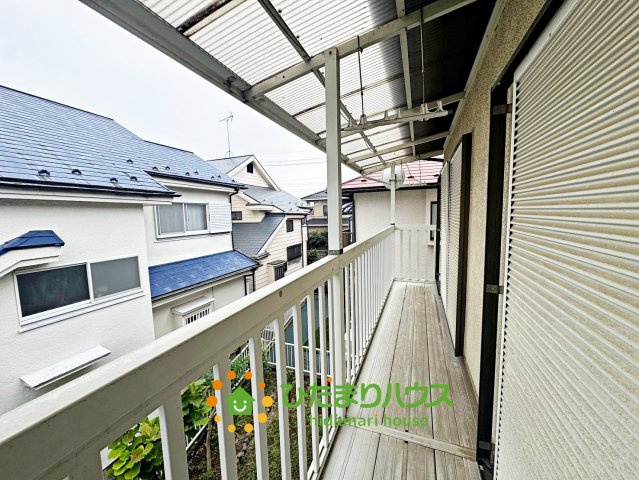 上尾市井戸木1丁目　中古戸建のバルコニー|洗濯物も楽々干せるワイドなバルコニーです。