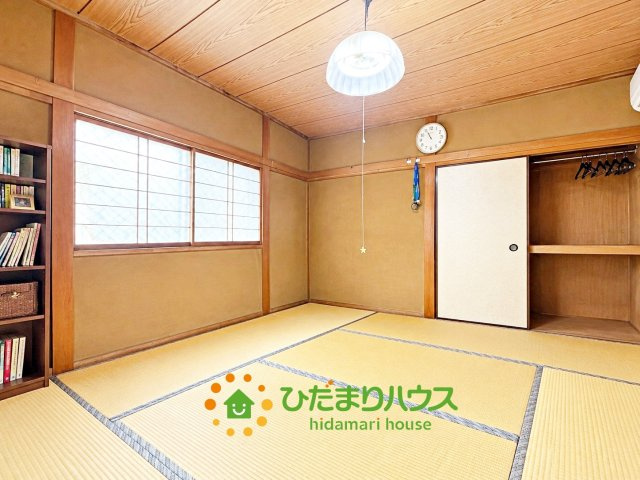上尾市井戸木1丁目　中古戸建の収納|収納スペースも十分ございます。
※AI加工をしております。