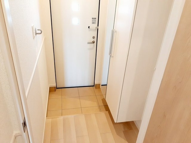 シェラトン川島の玄関