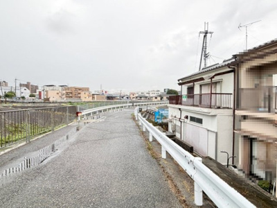 【前面道路含む現地写真】 | 神石市之町　売土地 | 建築条件無！お好きな工務店やハウスメーカーで建築して頂けます♪