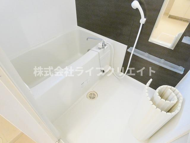 セジュール日野本町の浴室