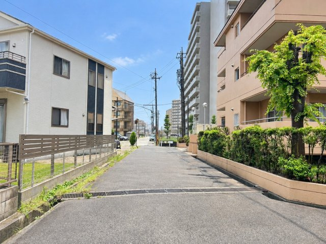 エスポア稲沢のその他|前面道路