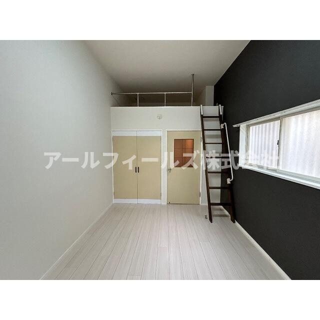 エスペラントイケダの洋室
