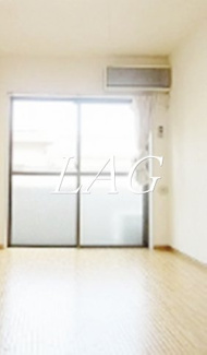 【居間・リビング】 | ハイツ桐原 | 洋室のお部屋です。
