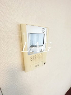 【セキュリティ】 | Ｄ’クラディア氷川台レジデンス | モニター付きインターホンです。