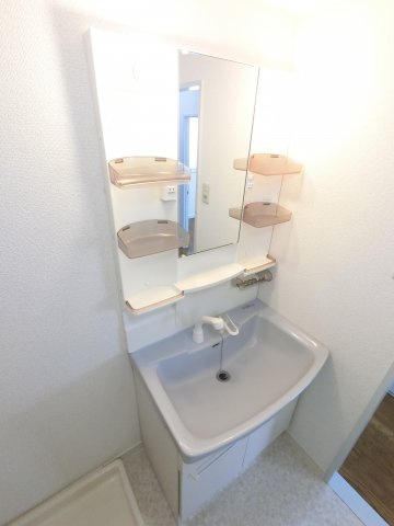 ライトコア前原の独立洗面台