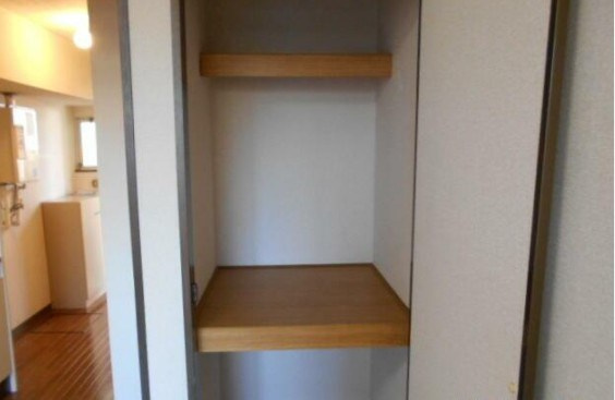 ハイツアルビレオの収納