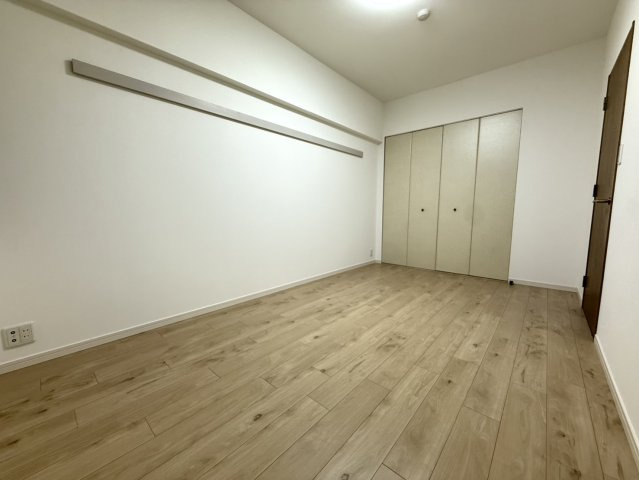 メゾン本山中町の洋室