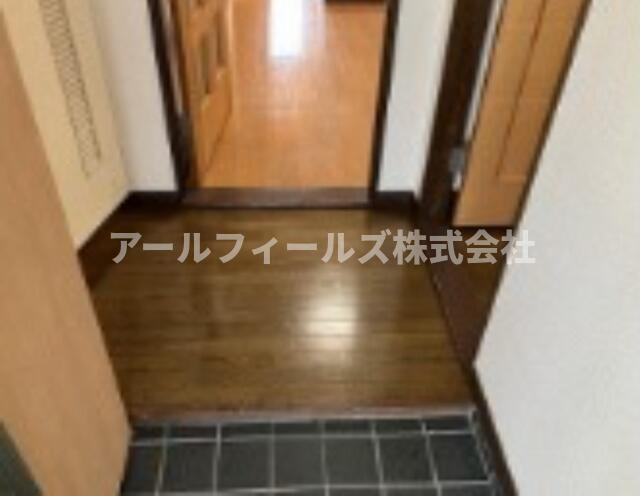 グランデールの玄関