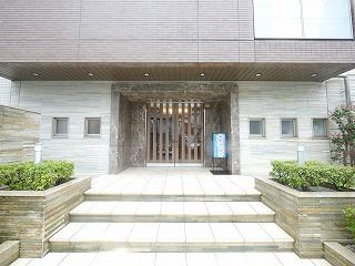 スタジオデン横濱吉野町ツーのエントランス