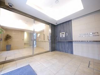 スタジオデン横濱吉野町ツーのエントランス
