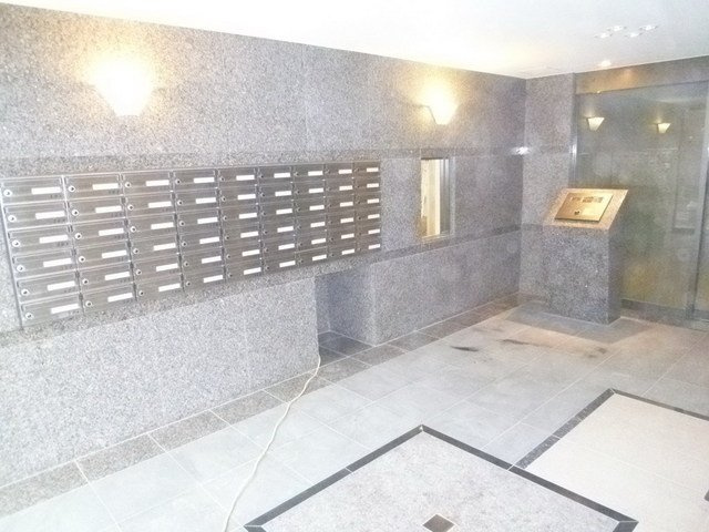 ルーブル中村橋弐番館のエントランス|ゆとりのあるエントランスです