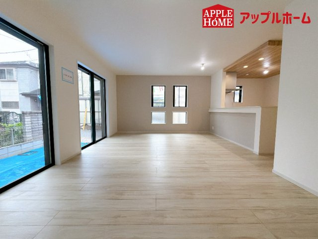 さいたま市 北区 東大成町1期の居間・リビング|１日の長い時間を過ごす大切なリビングだから、広さ日当たりとことんこだわりましょう♪ぜひこの空間を実際にご体感ください！