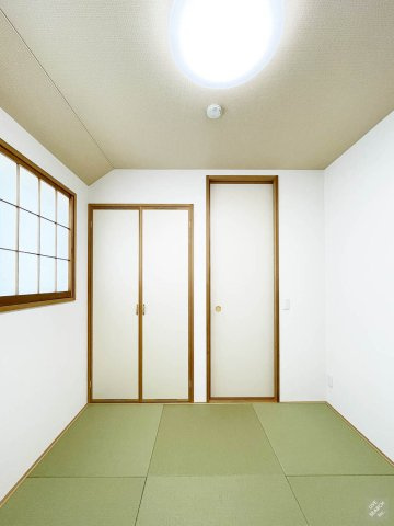 杉並区宮前2丁目戸建の和室|フローリングだけでなく、和室もあります