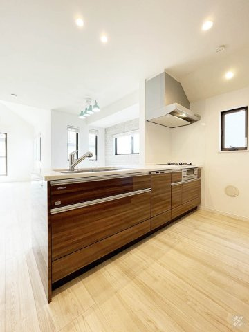 杉並区宮前2丁目戸建のキッチン|きれいなキッチンです