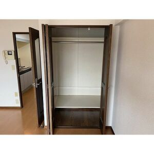 ビエラコート大橋の収納|クローゼット広く単身様へおすすめ。
やわらかな採光が快適な暮らしを彩ります♪
