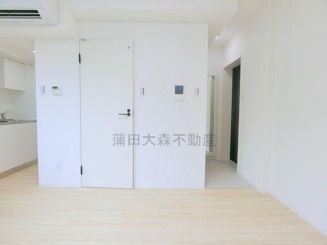 COCOCUBE武蔵新田の居間・リビング