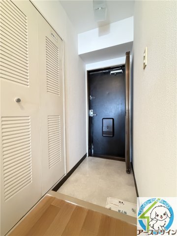 エクセランス大久保Ⅱ番館の玄関