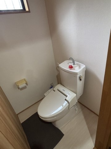 【2SLDK+広々ロフト】三和町下市萱のトイレ