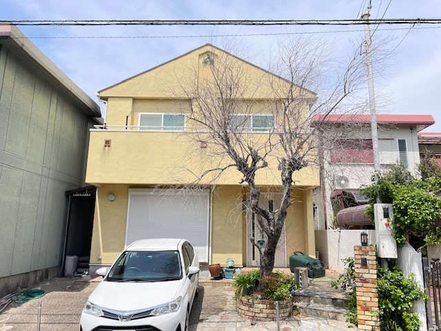 箕面市坊島３丁目の一戸建ての駐車場