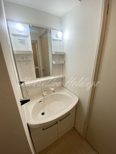 川崎市高津区諏訪１丁目の賃貸マンションの洗面所