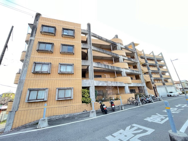 豊中市箕輪１丁目の賃貸マンションの外観