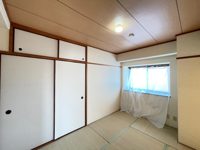 豊中市箕輪１丁目の賃貸マンションの収納